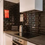 Serviced - Cedofeita * Oporto
