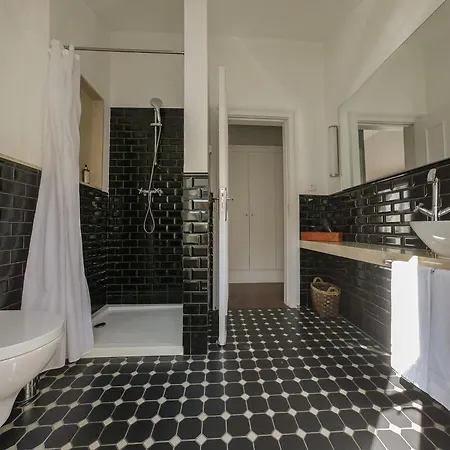 Serviced - Cedofeita *