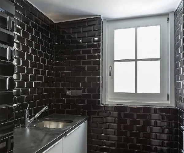 Oporto Serviced Apartments - Cedofeita Apartment *