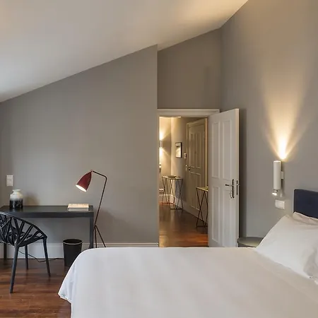 Serviced - Cedofeita